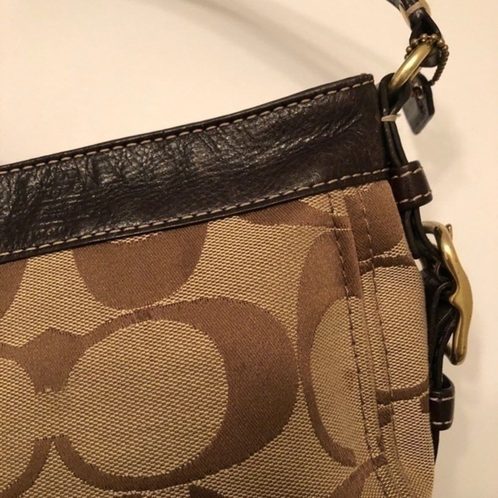 Coach brown leather jacquard signature mini bag - Picture 10 of 14